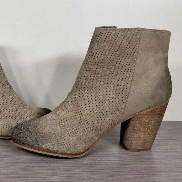BP. 'Trolley' Ankle Bootie, Taupe Perforated Leather, Womens Various Sizes - Picture 6 of 9